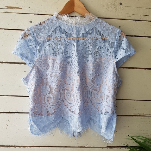 Tops - Lacey crop top with full zip back S